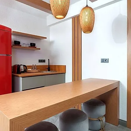 Lupia Hotel 4*