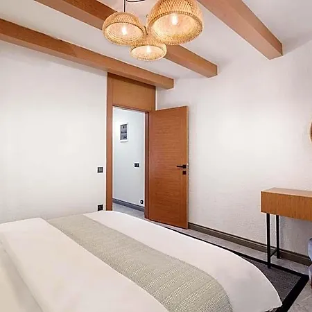 Lupia Hotel 4*