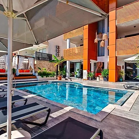 Hotel Lupia 4*